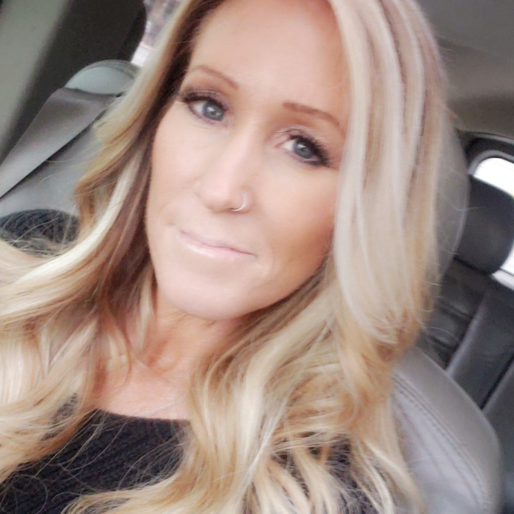 Meet your Posher, Pamela